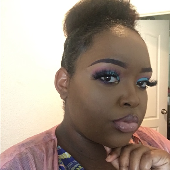 Meet your Posher, Shay - Picture 1 of 1